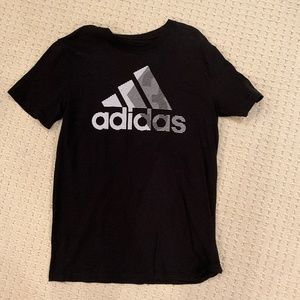Adidas  short sleeve shirt size large